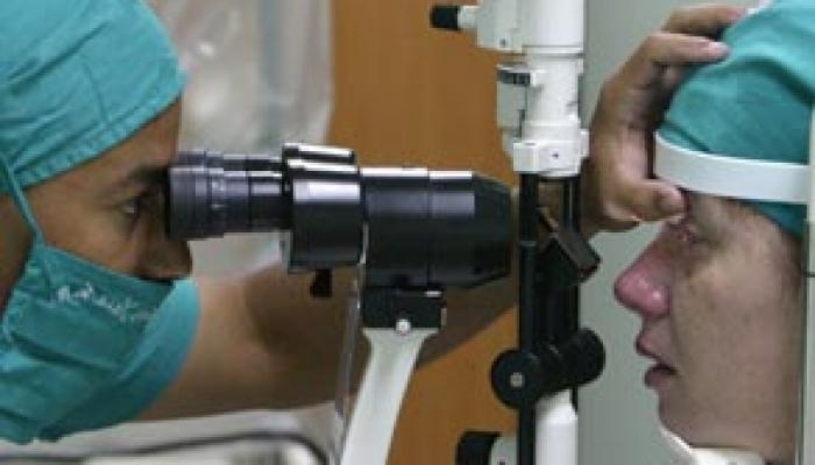 Beneficiadas en Ecuador más de 141 mil personas con Operación Milagro