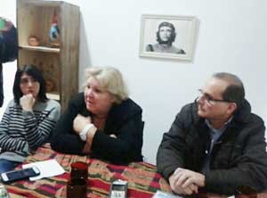 Operación Milagro celebró aniversarios del Che y Fidel.Cuando el Che Guevara cumpliría 88 años, el 14 de junio, la ciudad donde vivió su infancia, Alta Gracia, en la provincia de Córdoba, invitó a la hija médica, Aleida Guevara March. También hubo festejos anticipados por los 90 años de Fidel con una conferencia de prensa en el Centro Oftalmológico de Córdoba.