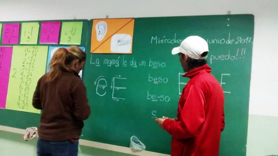 Buscan llevar el plan de alfabetización “Yo Si Puedo” a los distritos más alejados del centro
