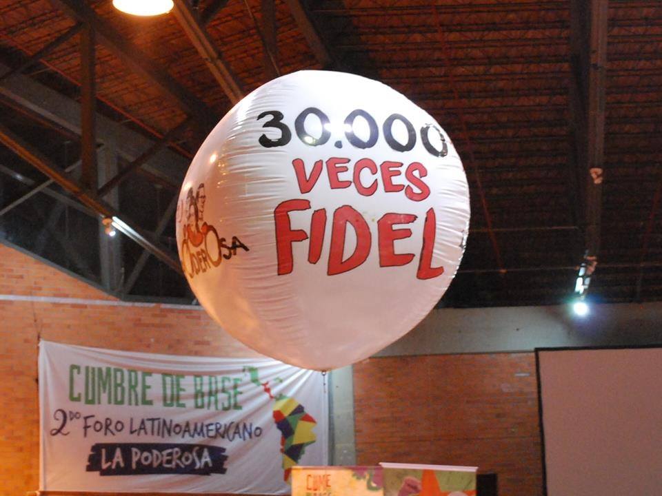 El centro Che Guevara, de Operación Milagro Argentina, estuvo presente en el 2do Foro Latinoamericano de La Poderosa en Porto Alegre