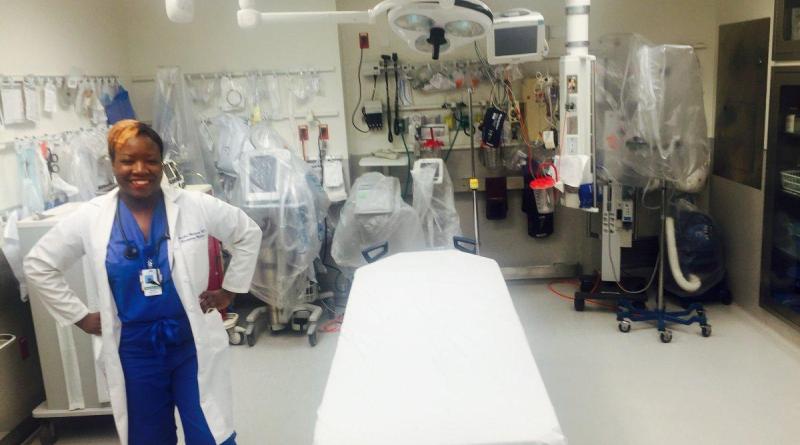 EEUU: Doctora estadounidense graduada en la ELAM en primera línea contra el coronavirus