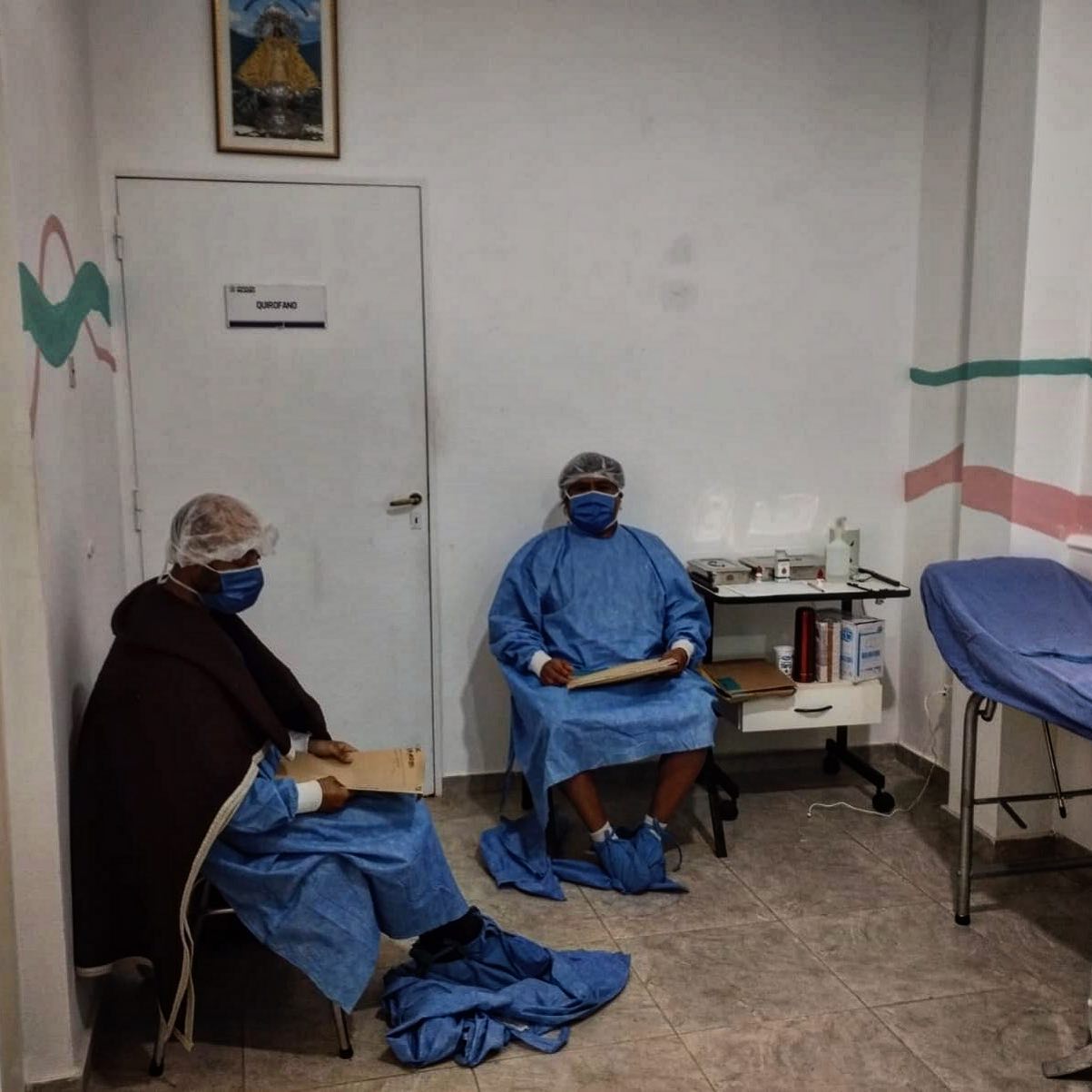 EL TRABAJO EN EL HOSPITAL-ESCUELA SENTIDOS Y EXPERIENCIA COMPARTIDA