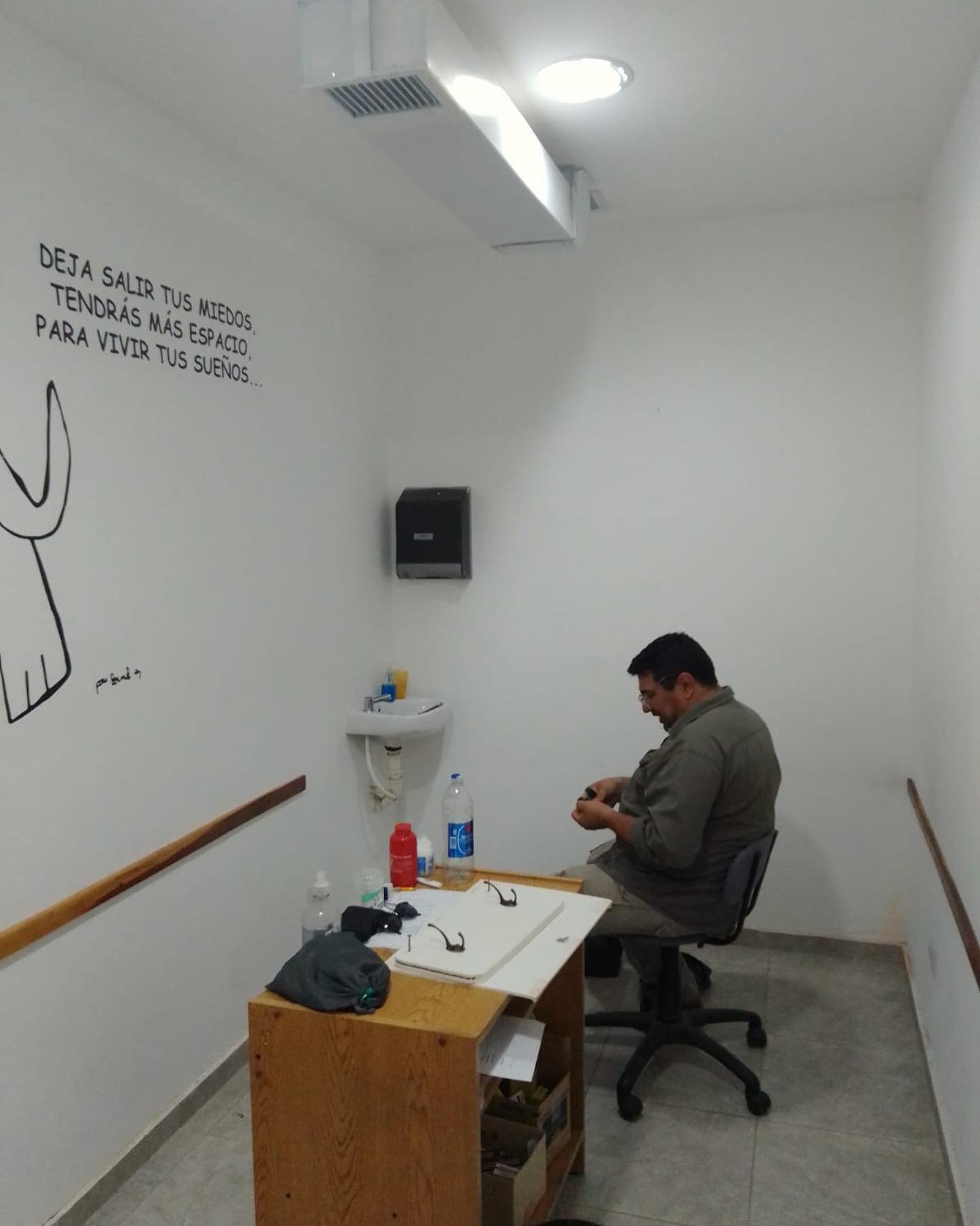 JORNADA DE TRABAJO VOLUNTARIO EN EL CENTRO OFTALMOLÓGICO CHE GUEVARA