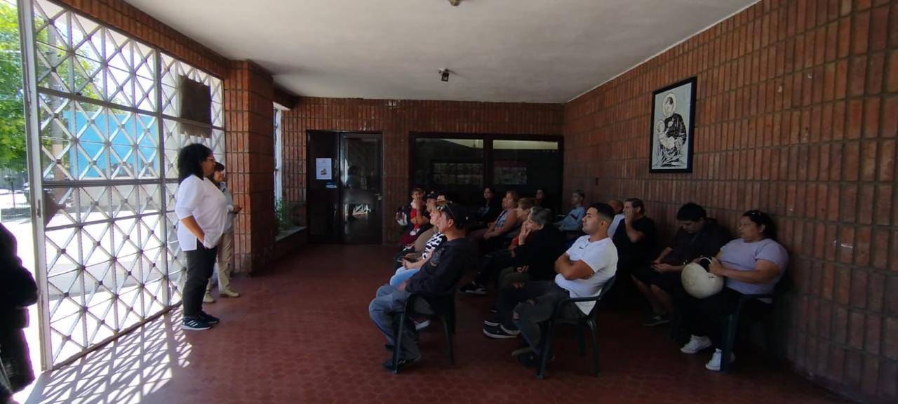 Equipo médico del Centro Oftalmológico dr. Ernesto «Che» Guevara detecta casos de ceguera prevenible en barrio Müller
