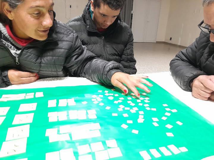 “Un hermoso y placentero desafío”: el programa “Yo sí puedo” alfabetiza en Barrio La Calera con clases semanales y actividades lúdicas